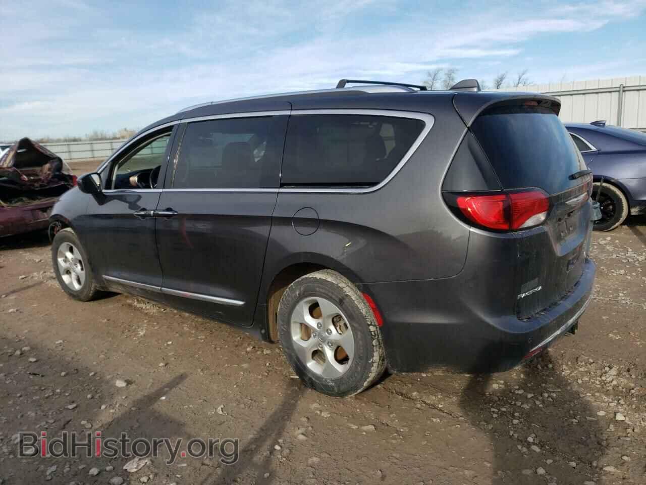 2017 CHRYSLER PACIFICA - VIN: 2C4RC1EG7HR584599 - Фото 2