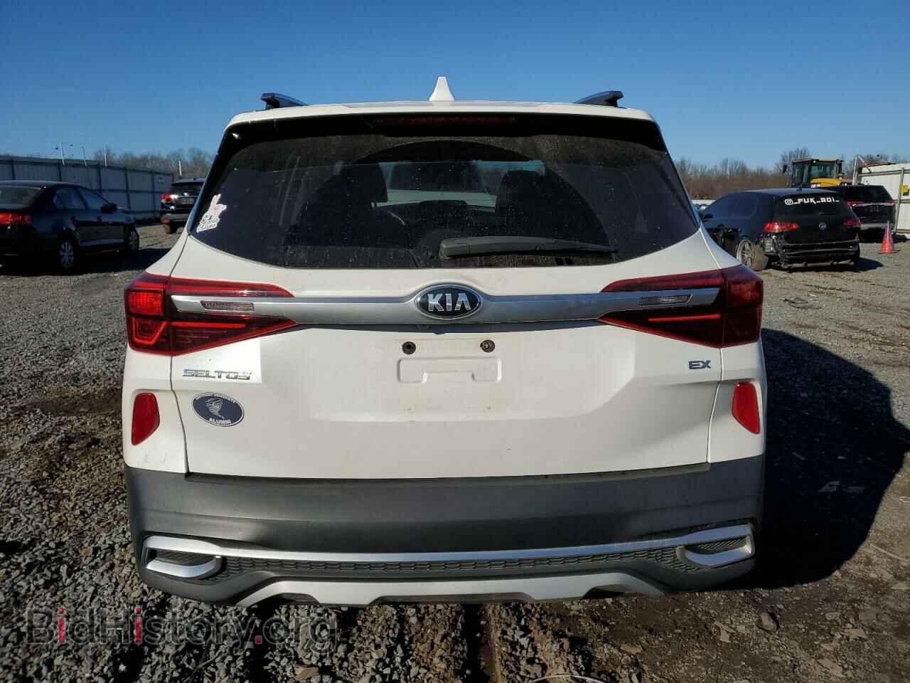 2021 KIA SELTOS - VIN: KNDERCAA2M7122716 - Фото 6