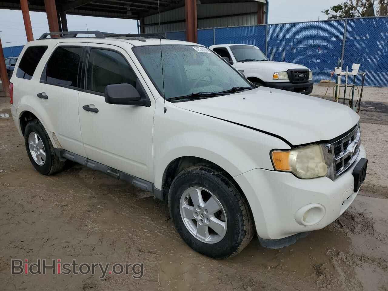 2010 FORD ESCAPE - VIN: 1FMCU9D75AKB95267 - Фото 4