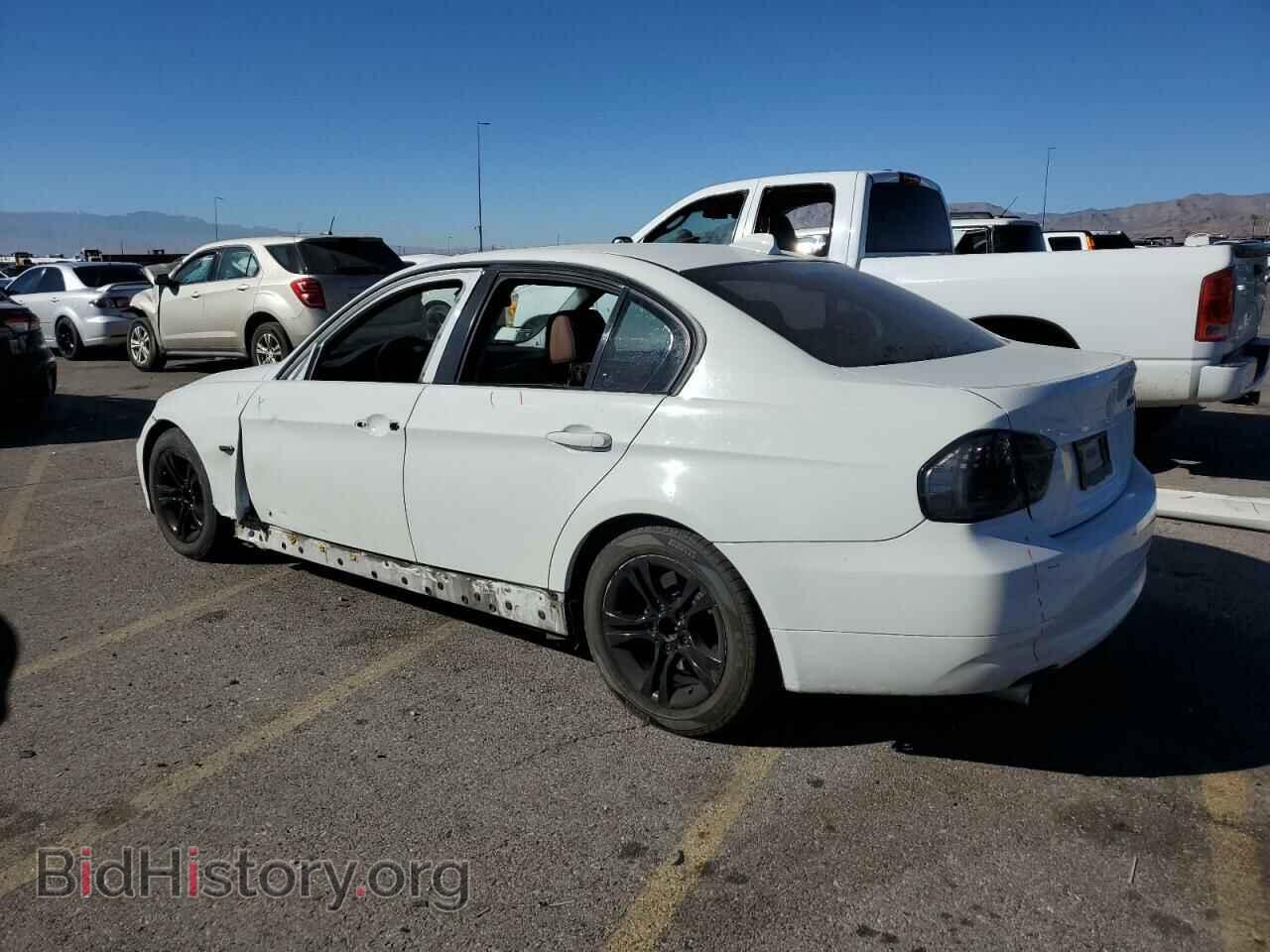 2008 BMW 3 SERIES - VIN: WBAVA33538P143522 - Фото 2