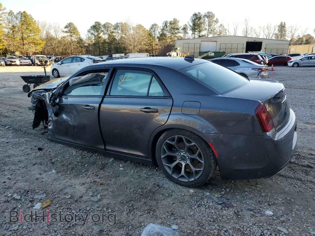 2018 CHRYSLER 300 - VIN: 2C3CCAAG2JH265025 - Фото 2