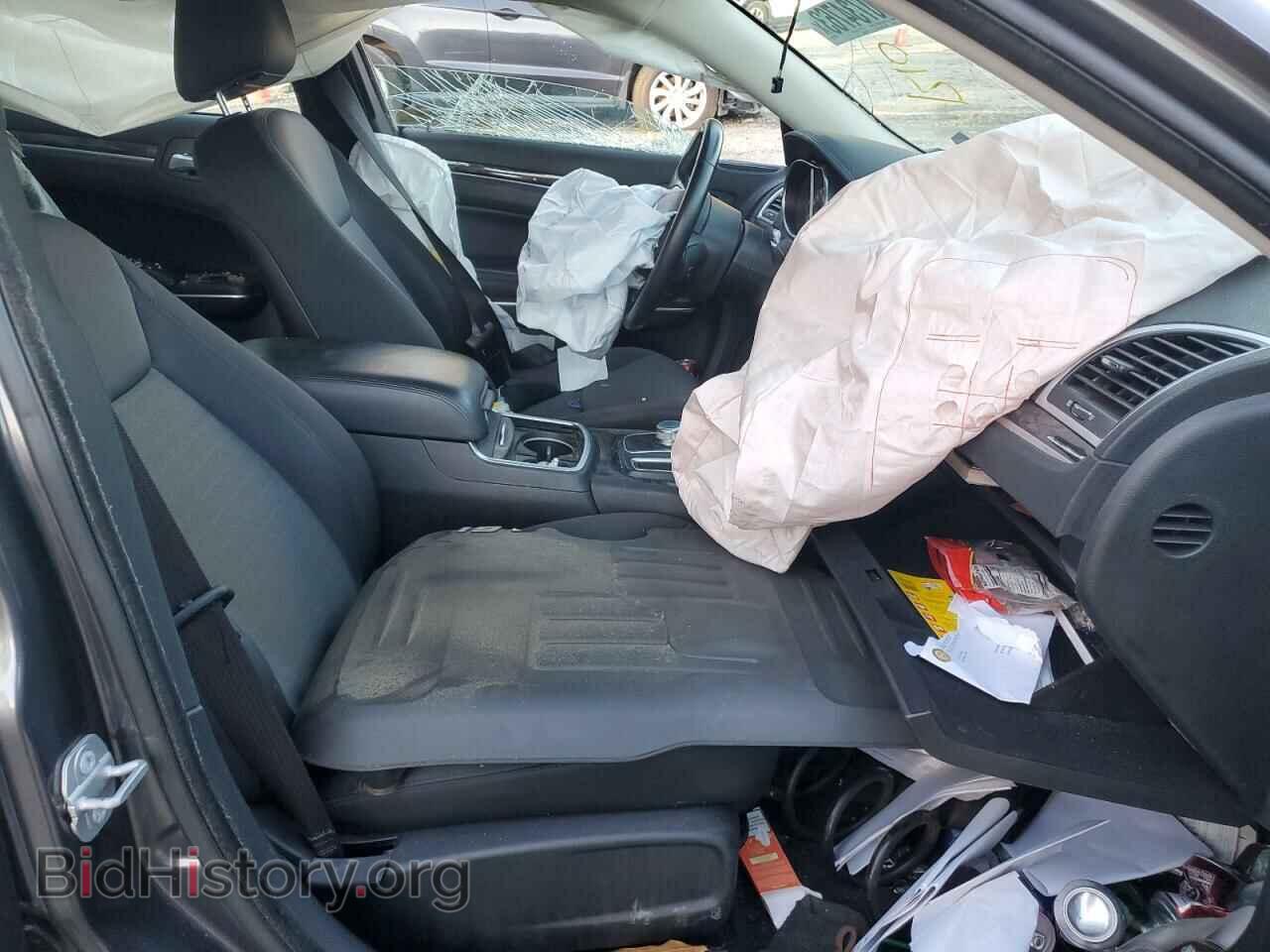 2018 CHRYSLER 300 - VIN: 2C3CCAAG2JH265025 - Фото 7