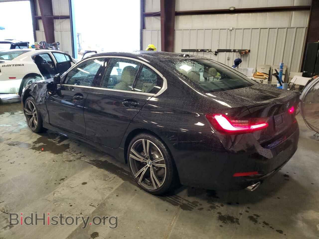 2024 BMW 3 SERIES - VIN: 3MW69FF07R8E81794 - Фото 2