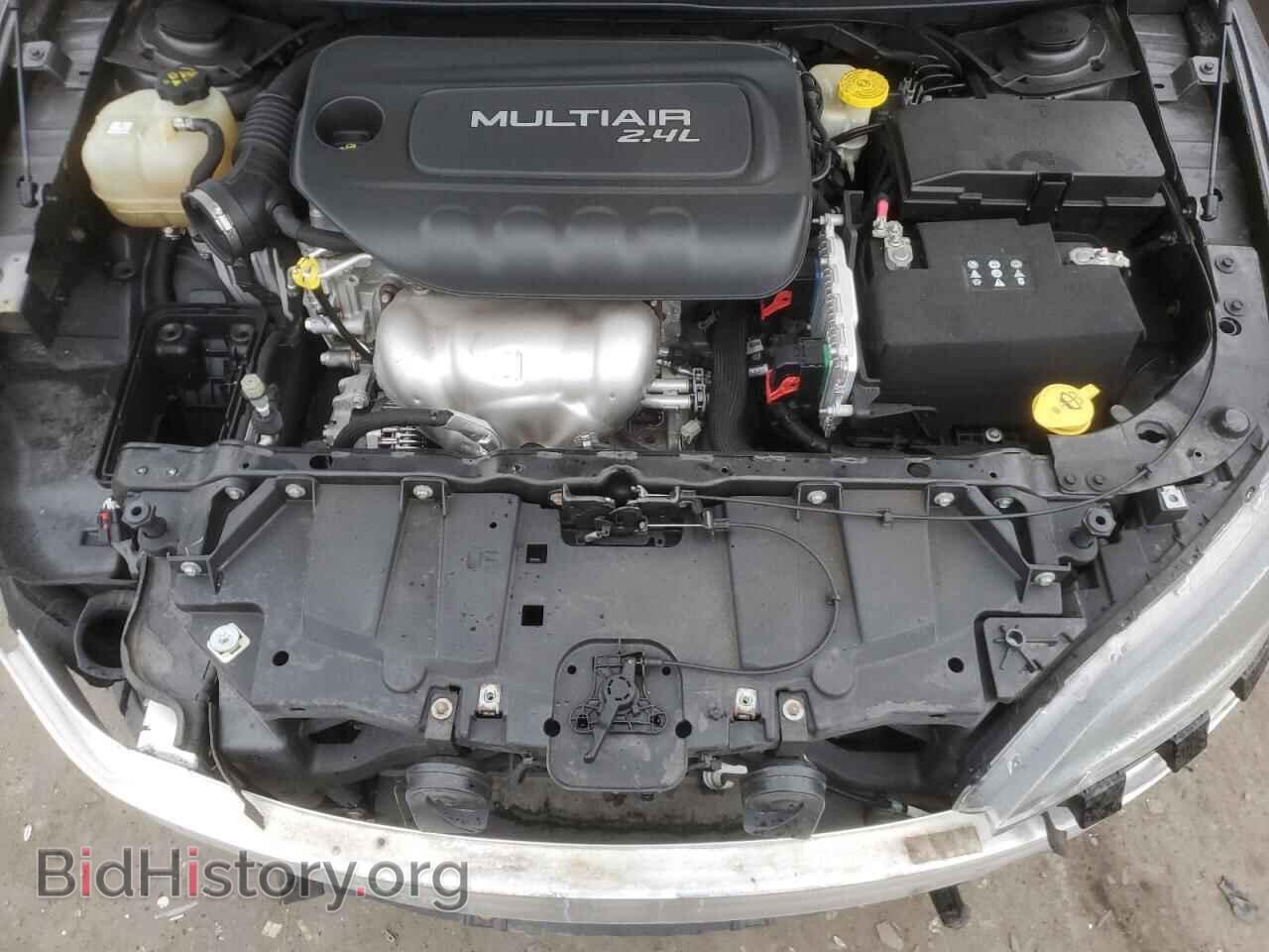 2015 CHRYSLER 200 - VIN: 1C3CCCABXFN711002 - Фото 11