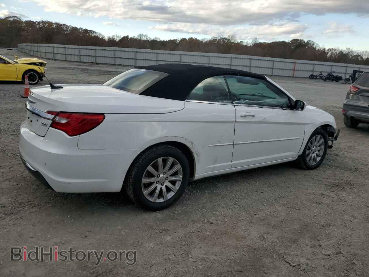 2013 CHRYSLER 200 - VIN: 1C3BCBEG8DN635546 - Фото 3
