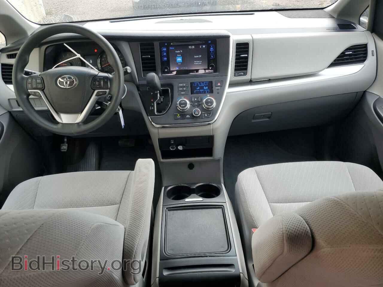 2017 TOYOTA All Models - VIN: 5TDKZ3DC3HS881189 - Фото 8