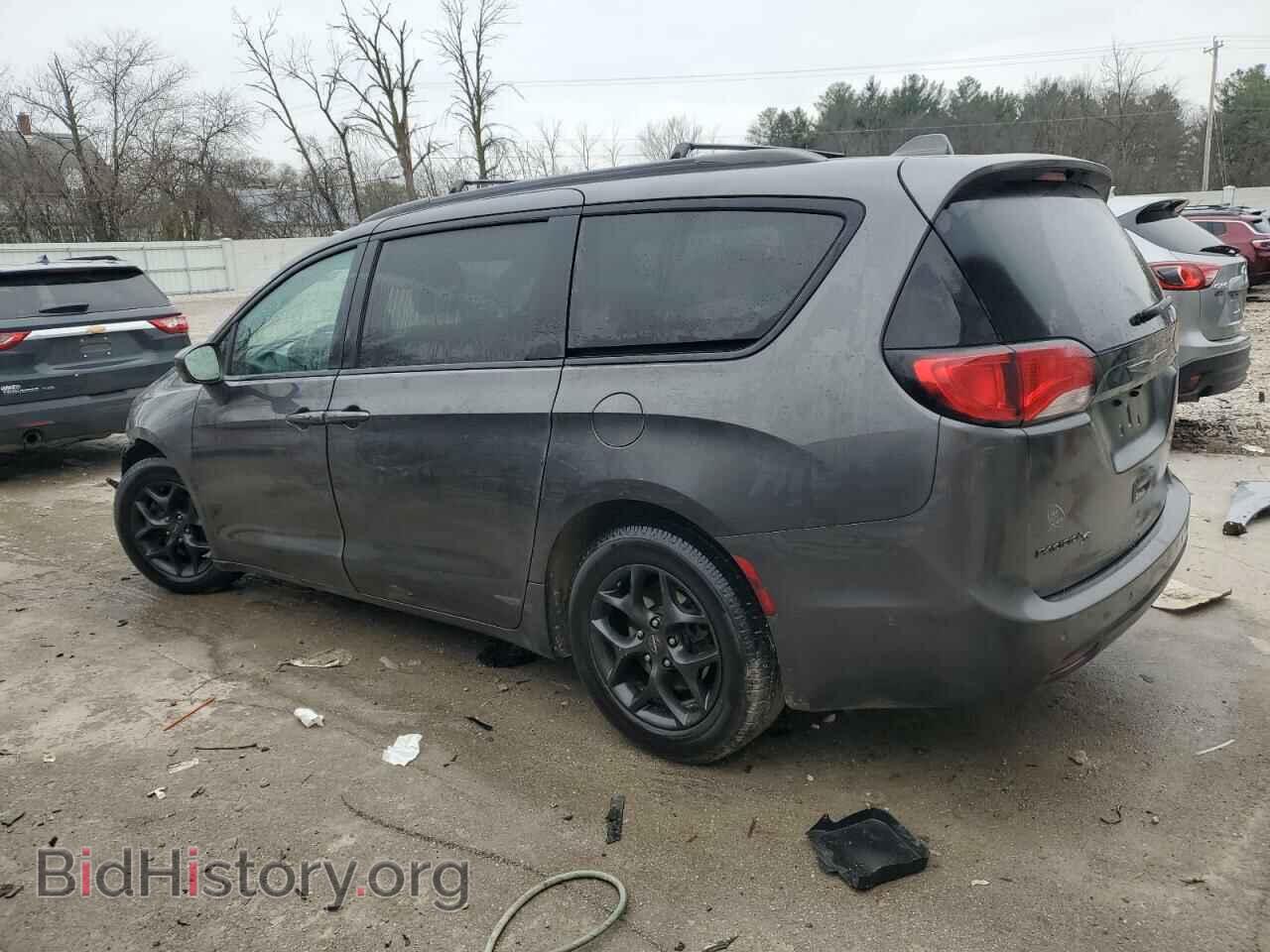 2019 CHRYSLER PACIFICA - VIN: 2C4RC1EGXKR668505 - Фото 2
