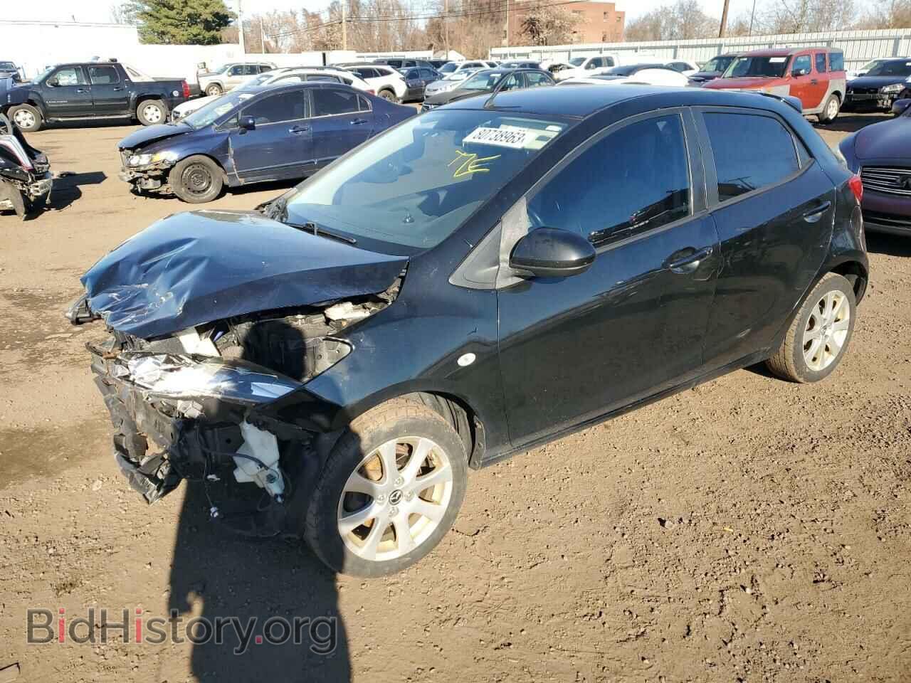 Фотография JM1DE1LZ1E0175304 - MAZDA 2 2014