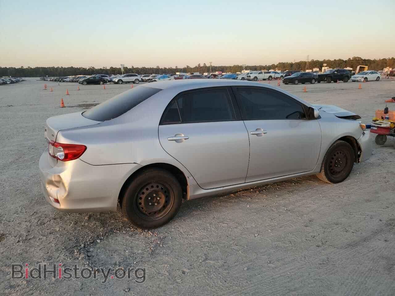 2011 TOYOTA COROLLA - VIN: 2T1BU4EEXBC540778 - Фото 3