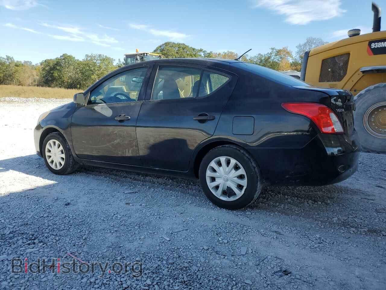2013 NISSAN VERSA - VIN: 3N1CN7AP1DL848399 - Фото 2