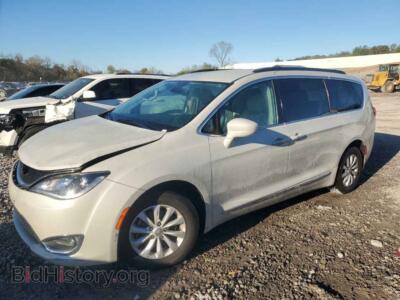 2017 Chrysler PACIFICA Touring L, бежевый — VIN 2C4RC1BG7HR710741, Copart
