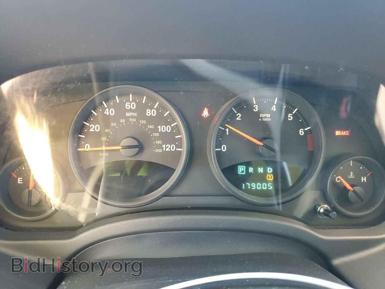 2011 JEEP COMPASS - VIN: 1J4NT1FB2BD176789 - Photo 9