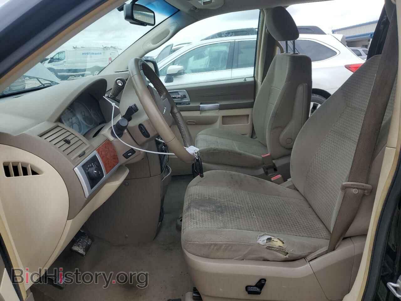 2008 CHRYSLER MINIVAN - VIN: 2A8HR54P88R602460 - Фото 7