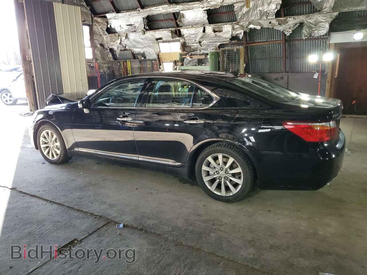 2012 LEXUS LS460 - VIN: JTHCL5EF3C5013958 - Photo 2