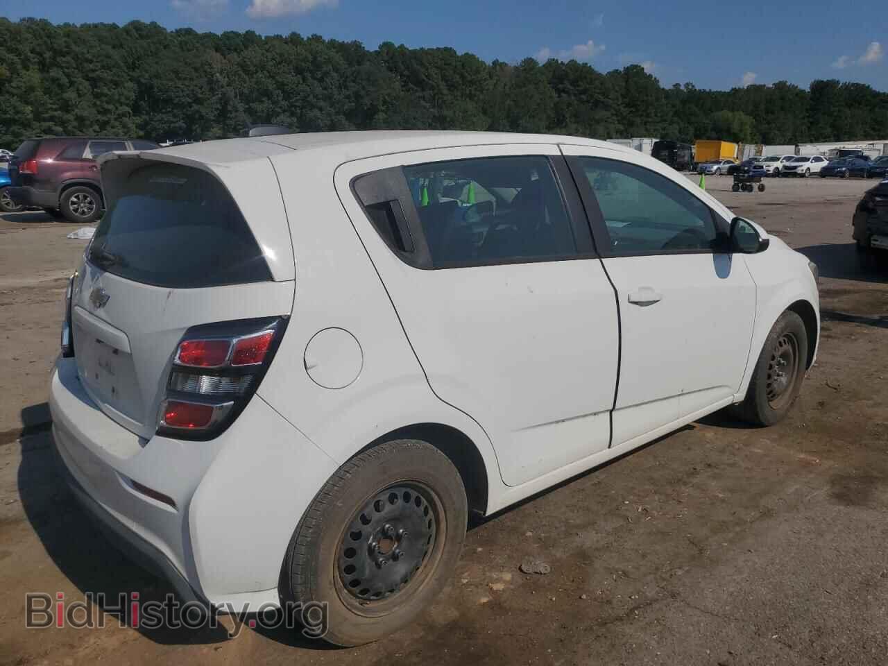 2017 CHEVROLET SONIC - VIN: 1G1JG6SH3H4176334 - Фото 3