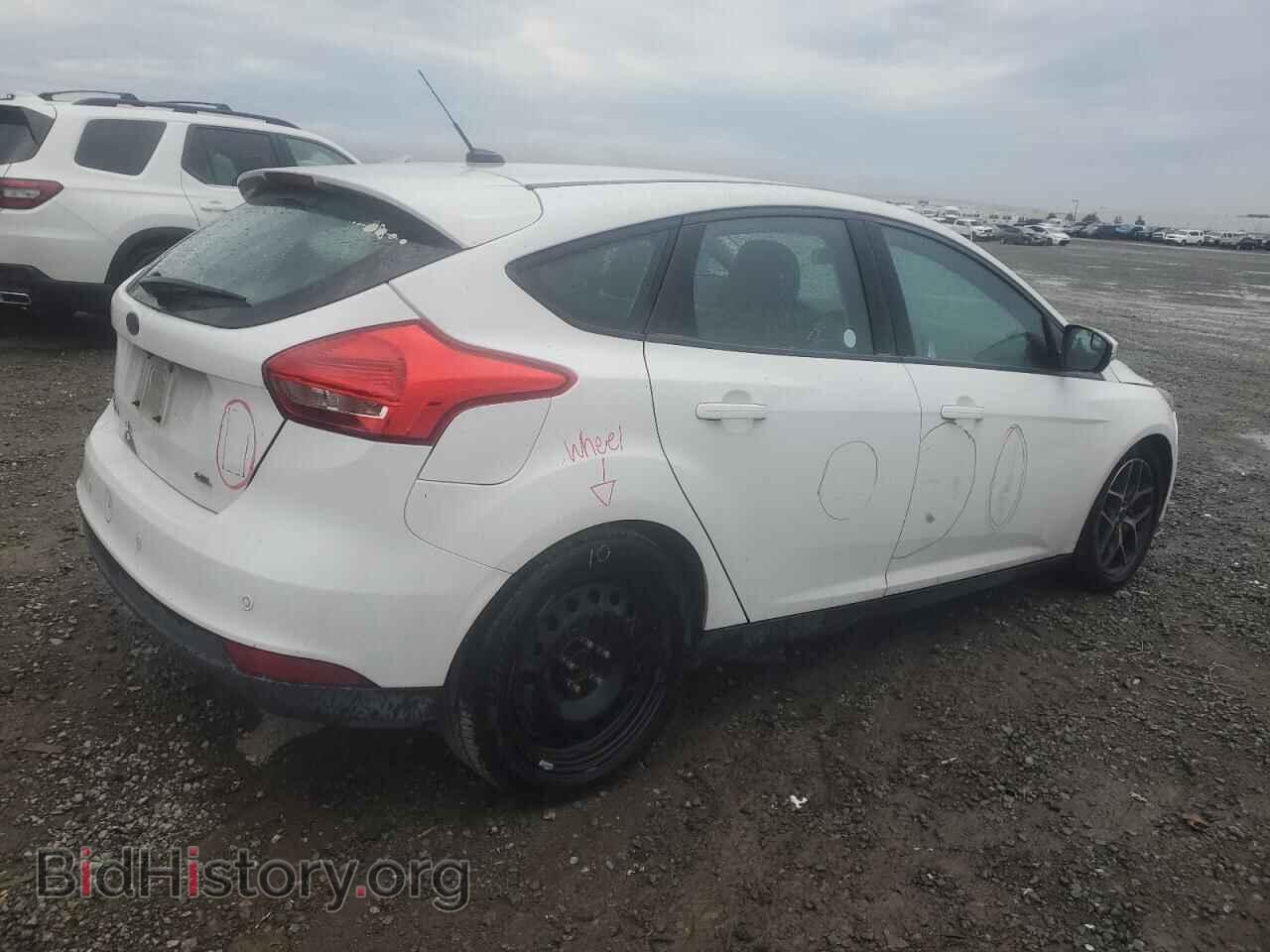 2017 FORD FOCUS - VIN: 1FADP3M2XHL230400 - Фото 3