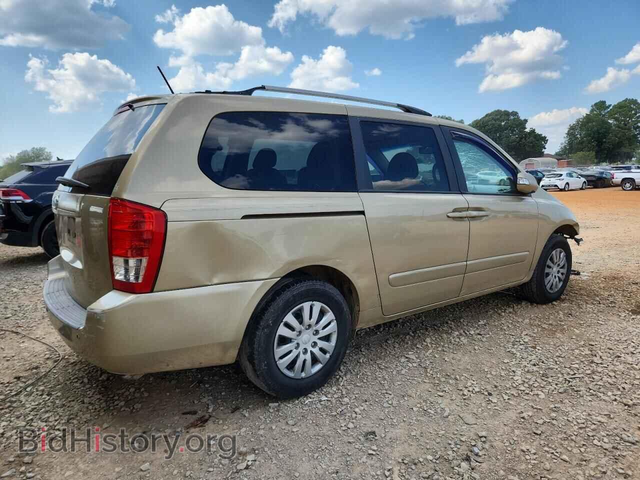 2011 KIA All Models - VIN: KNDMG4C72B6372310 - Фото 3