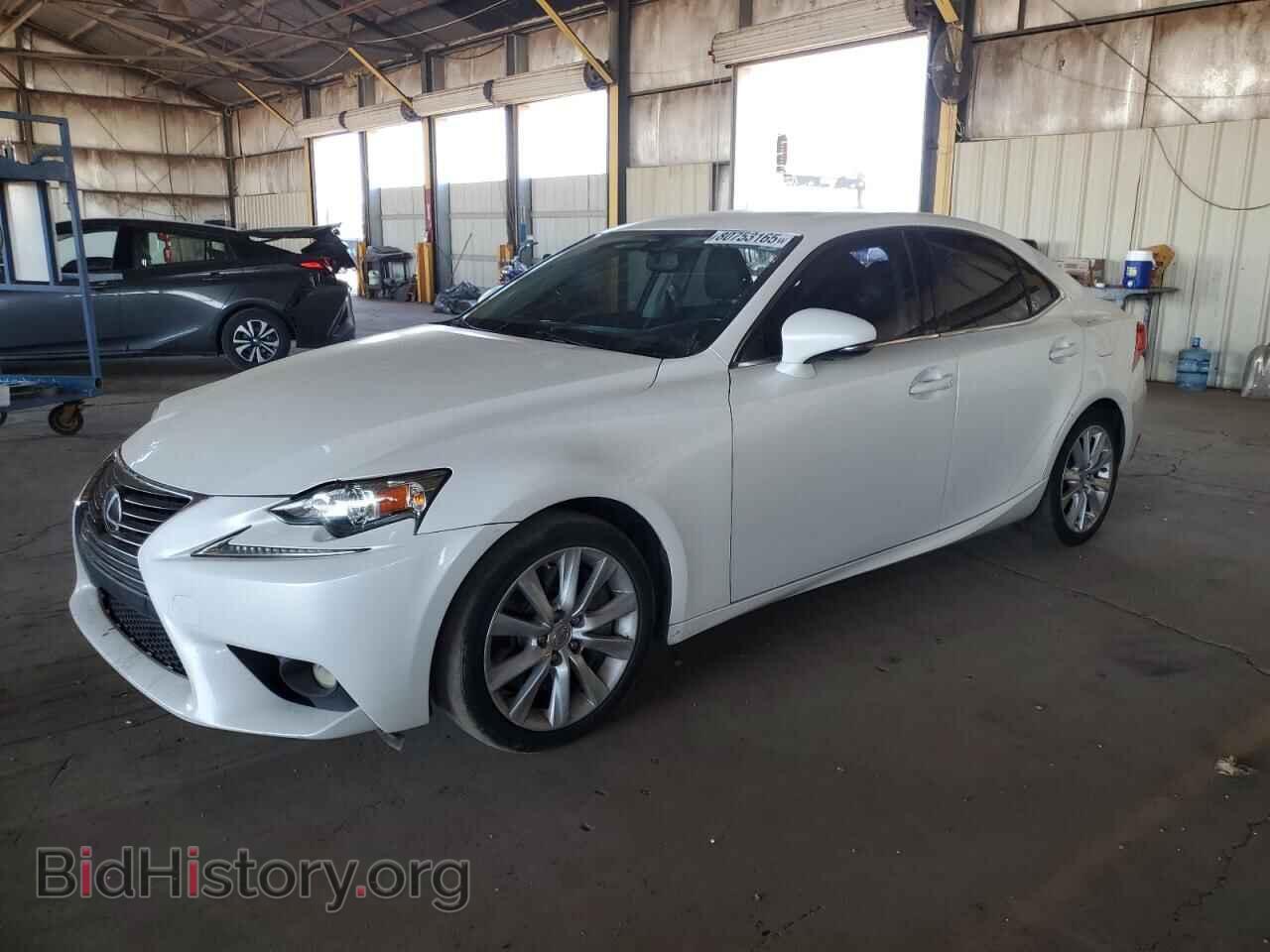 Photo JTHBA1D21G5023175 - LEXUS IS 2016