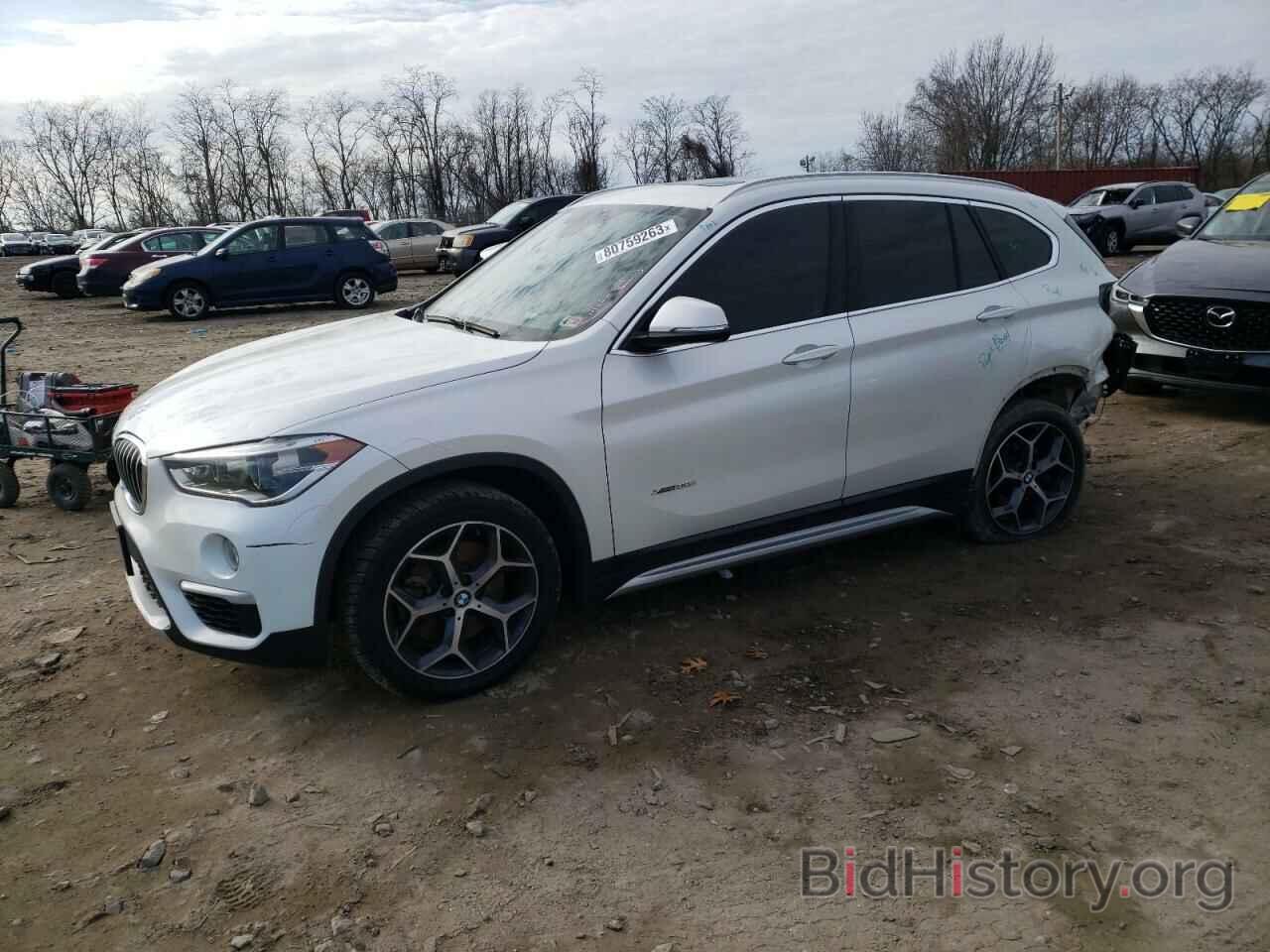 Фотография WBXHT3C36G5E50563 - BMW X1 2016