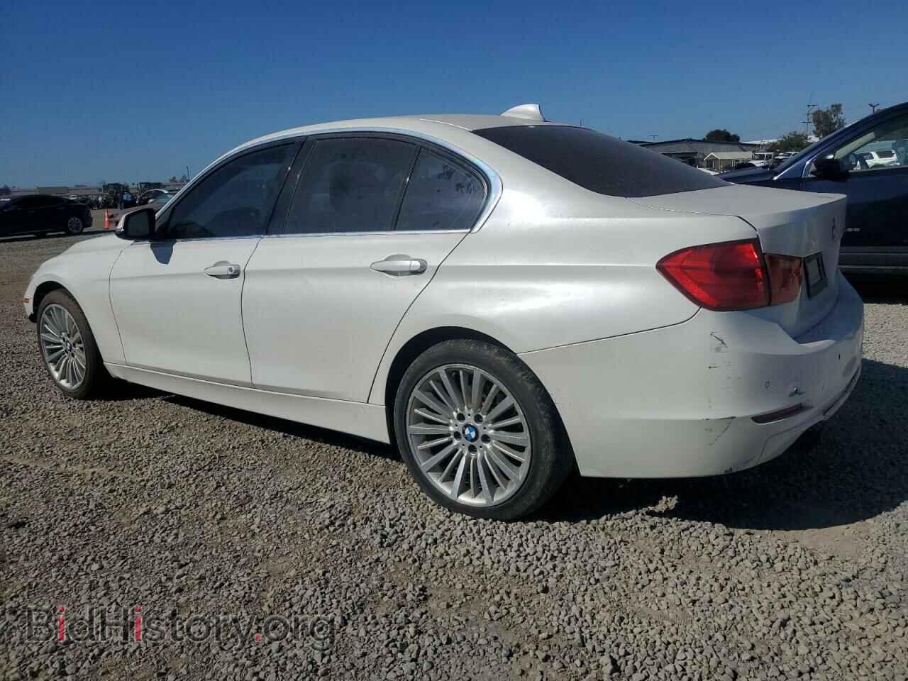 2014 BMW 3 SERIES - VIN: WBA3A5C59EP600039 - Фото 2