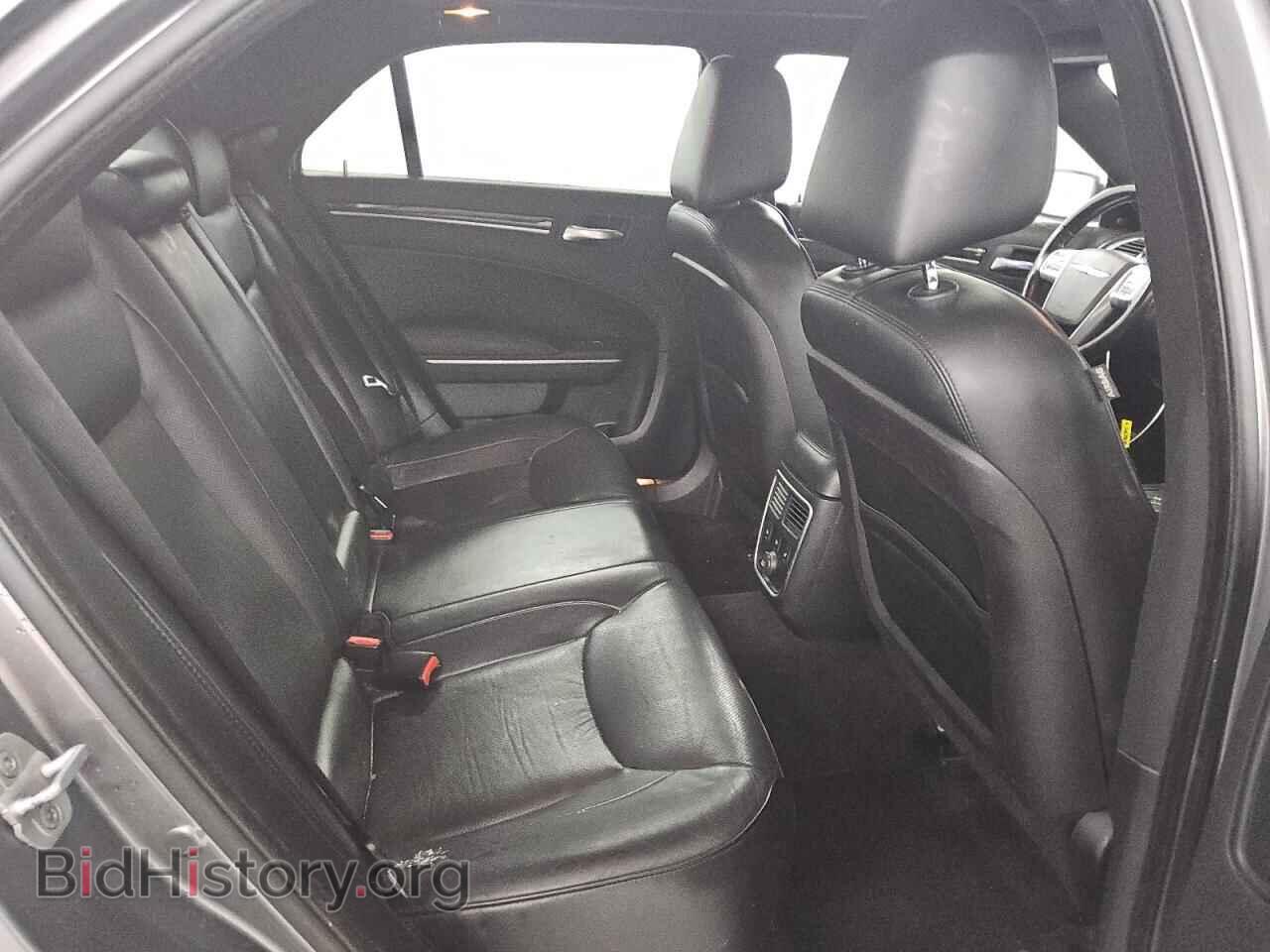 2011 CHRYSLER 300 - VIN: 2C3CA6CT1BH537742 - Фото 10