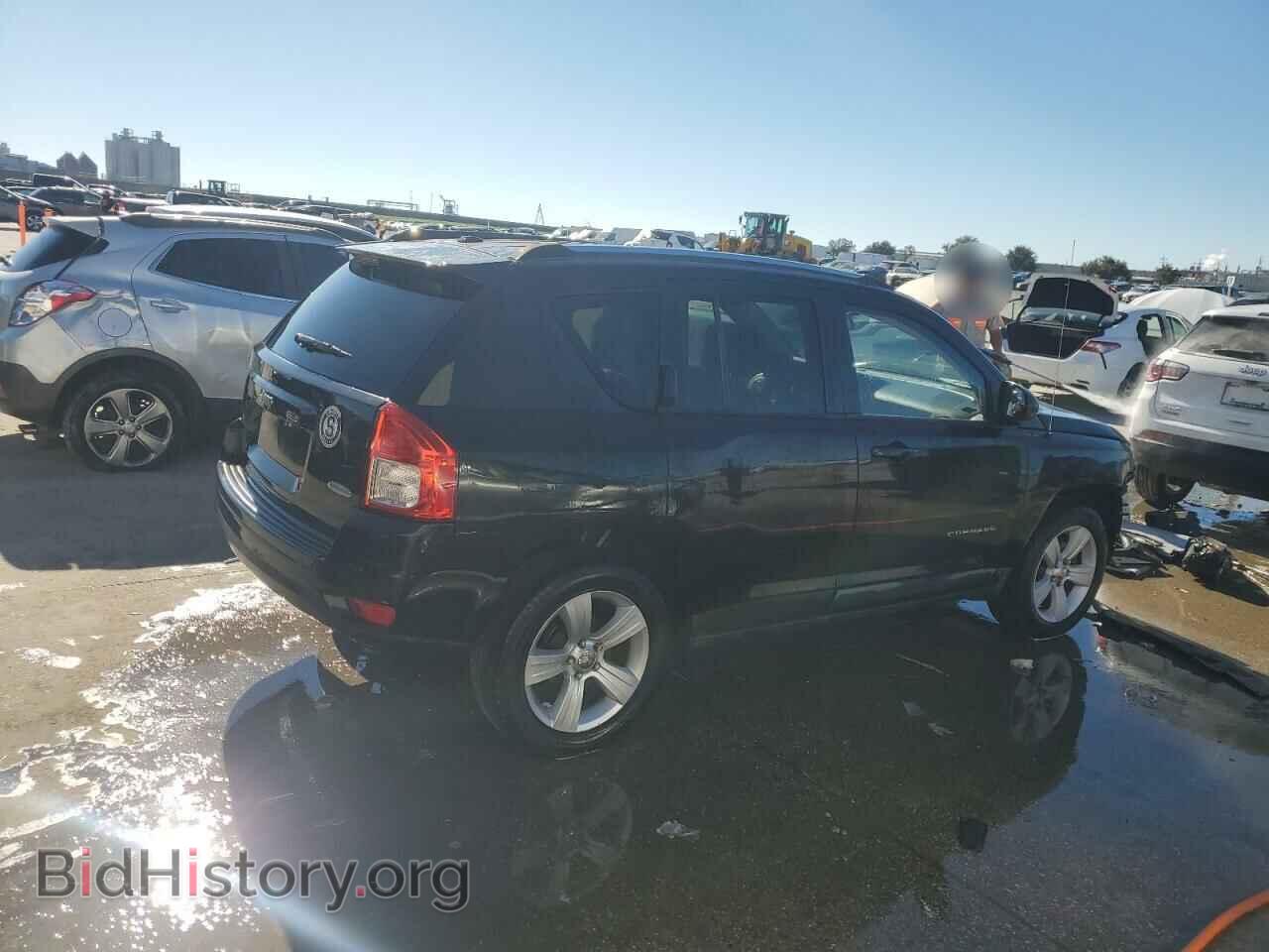 2011 JEEP COMPASS - VIN: 1J4NT1FB9BD142736 - Фото 3