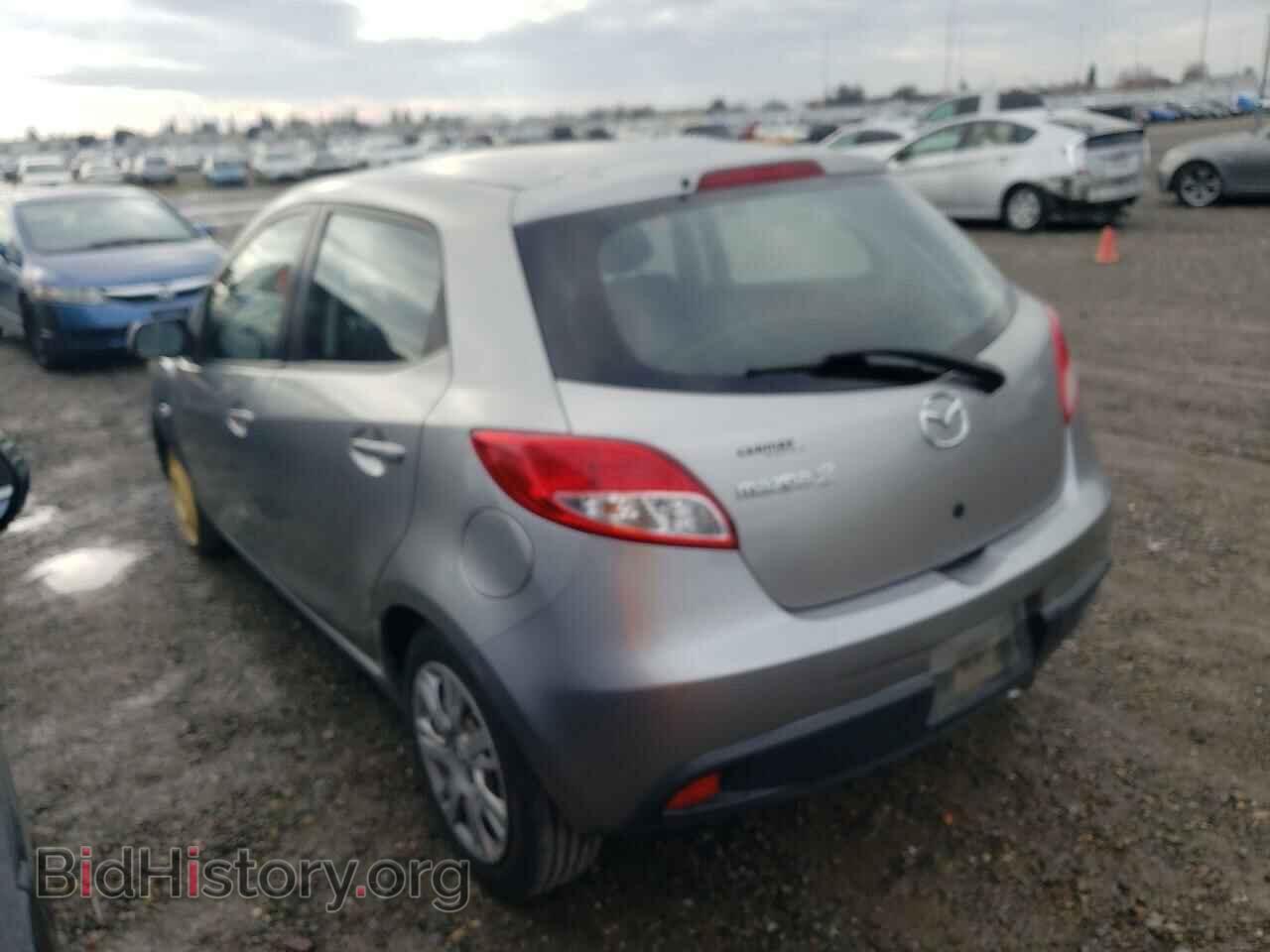 2011 MAZDA 2 - VIN: JM1DE1HY7B0123381 - Photo 2