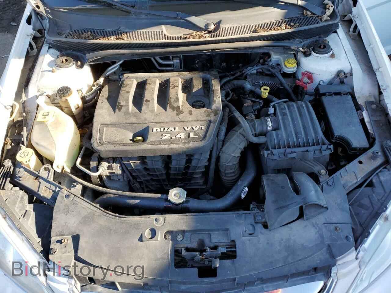 2014 CHRYSLER 200 - VIN: 1C3CCBAB1EN211738 - Фото 11