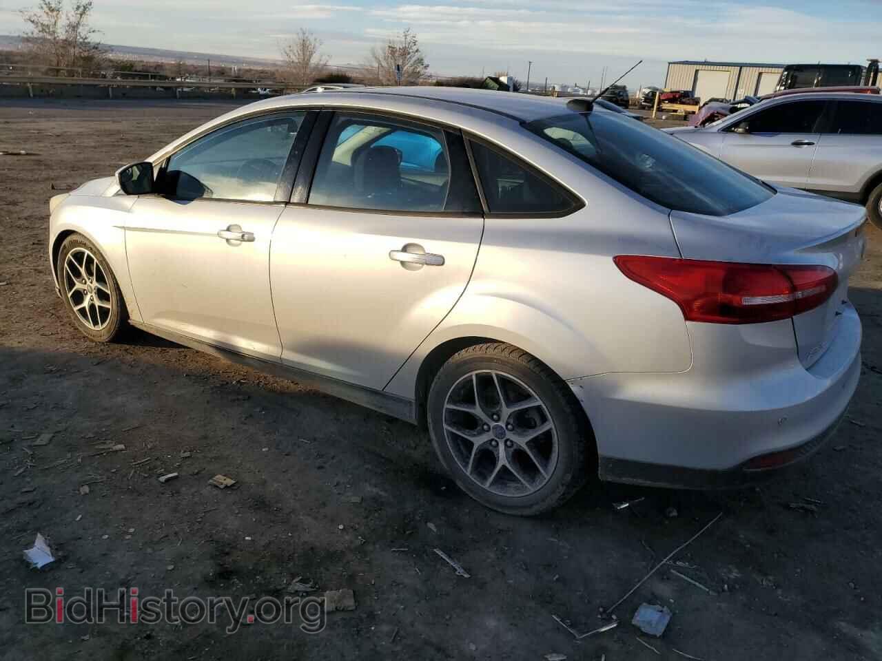 2017 FORD FOCUS - VIN: 1FADP3H29HL205661 - Фото 2