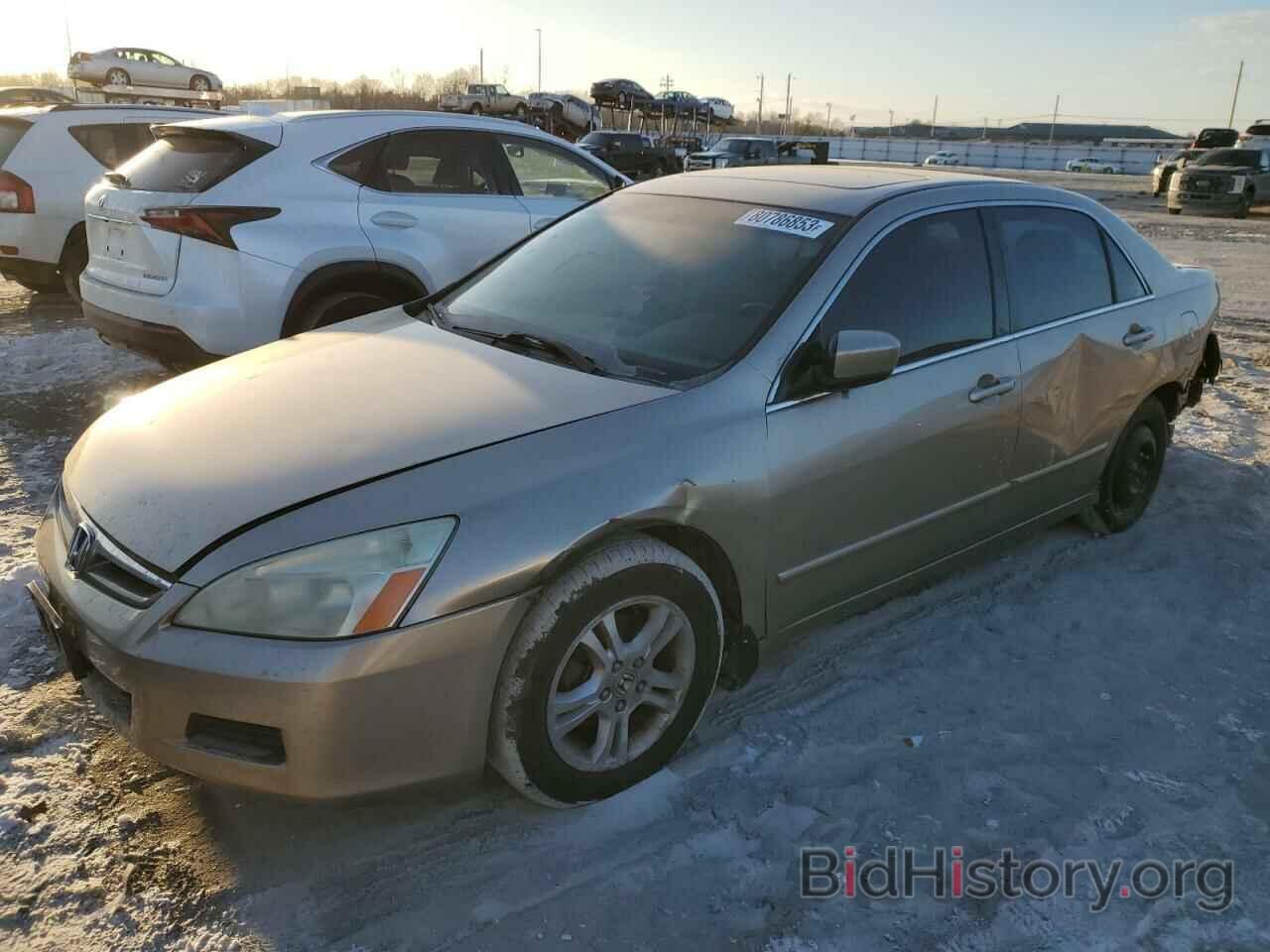 Photo 1HGCM568X6A093643 - HONDA ACCORD 2006