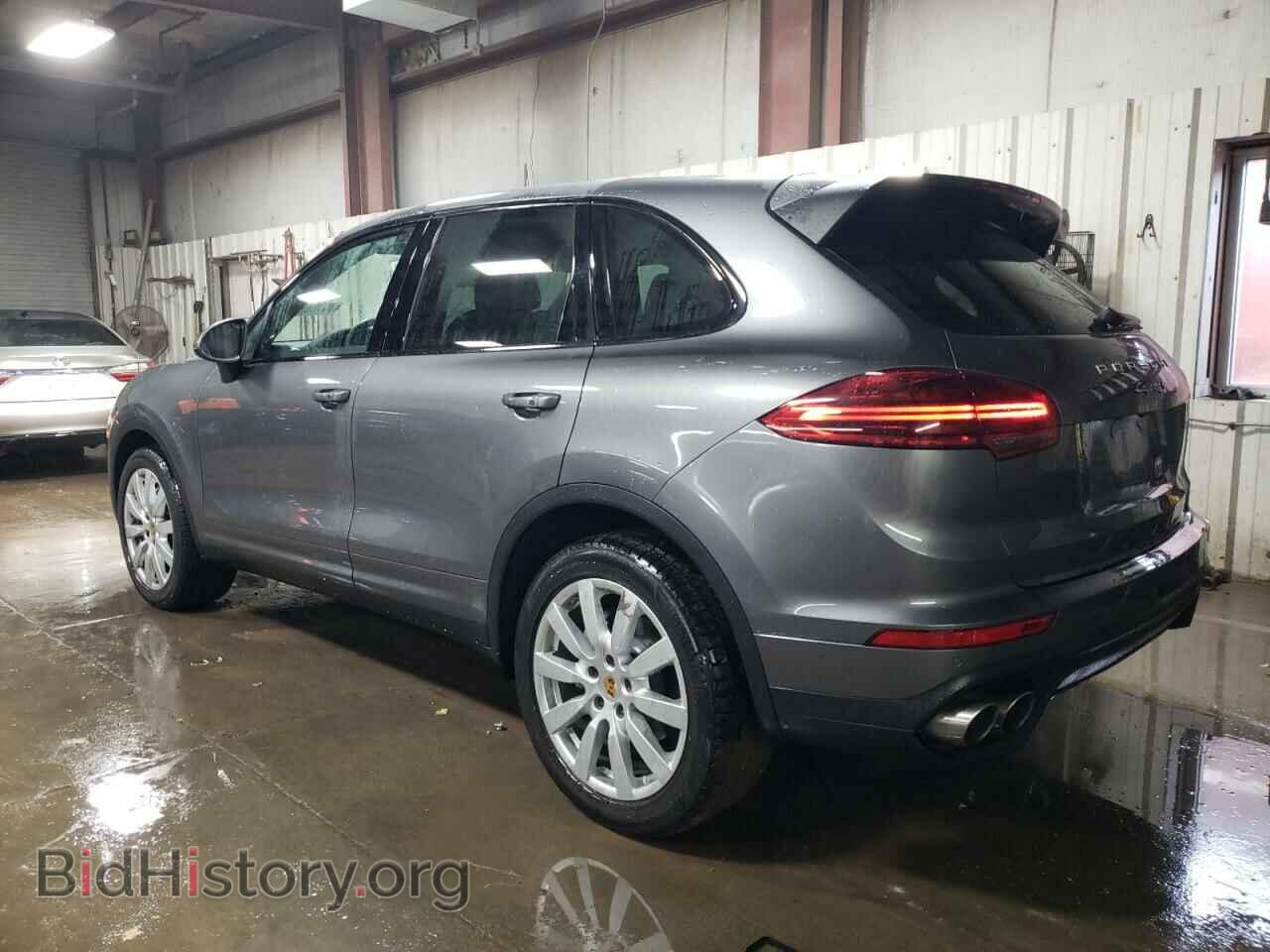 2017 PORSCHE CAYENNE - VIN: WP1AB2A20HLA51565 - Фото 2