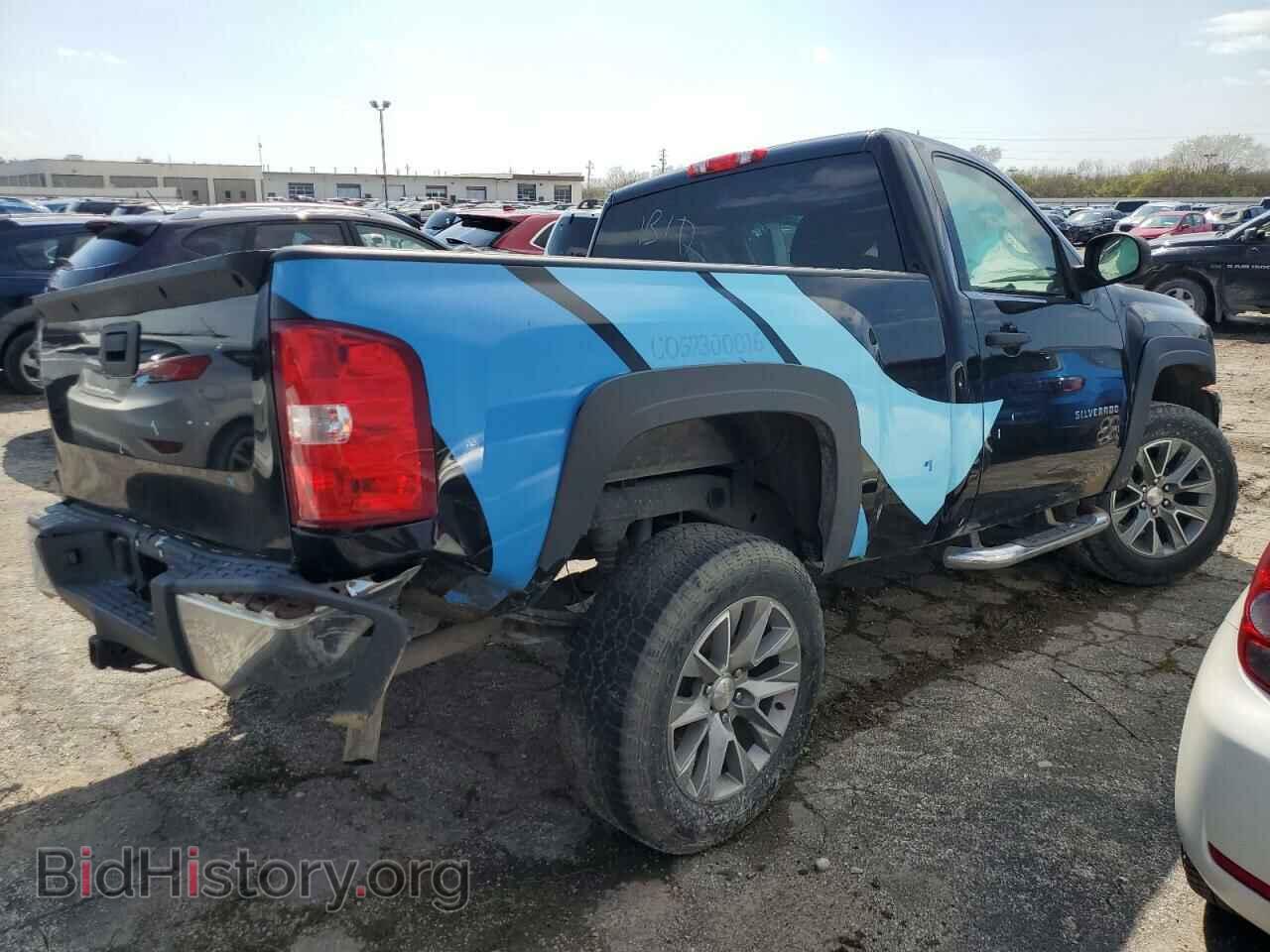 2010 CHEVROLET ALL Models - VIN: 1GCPCPEX7AZ156313 - Фото 3