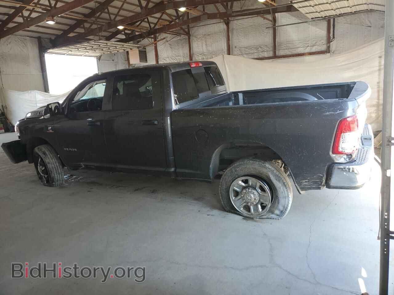 2022 RAM 2500 - VIN: 3C6UR5CL1NG366764 - Photo 2