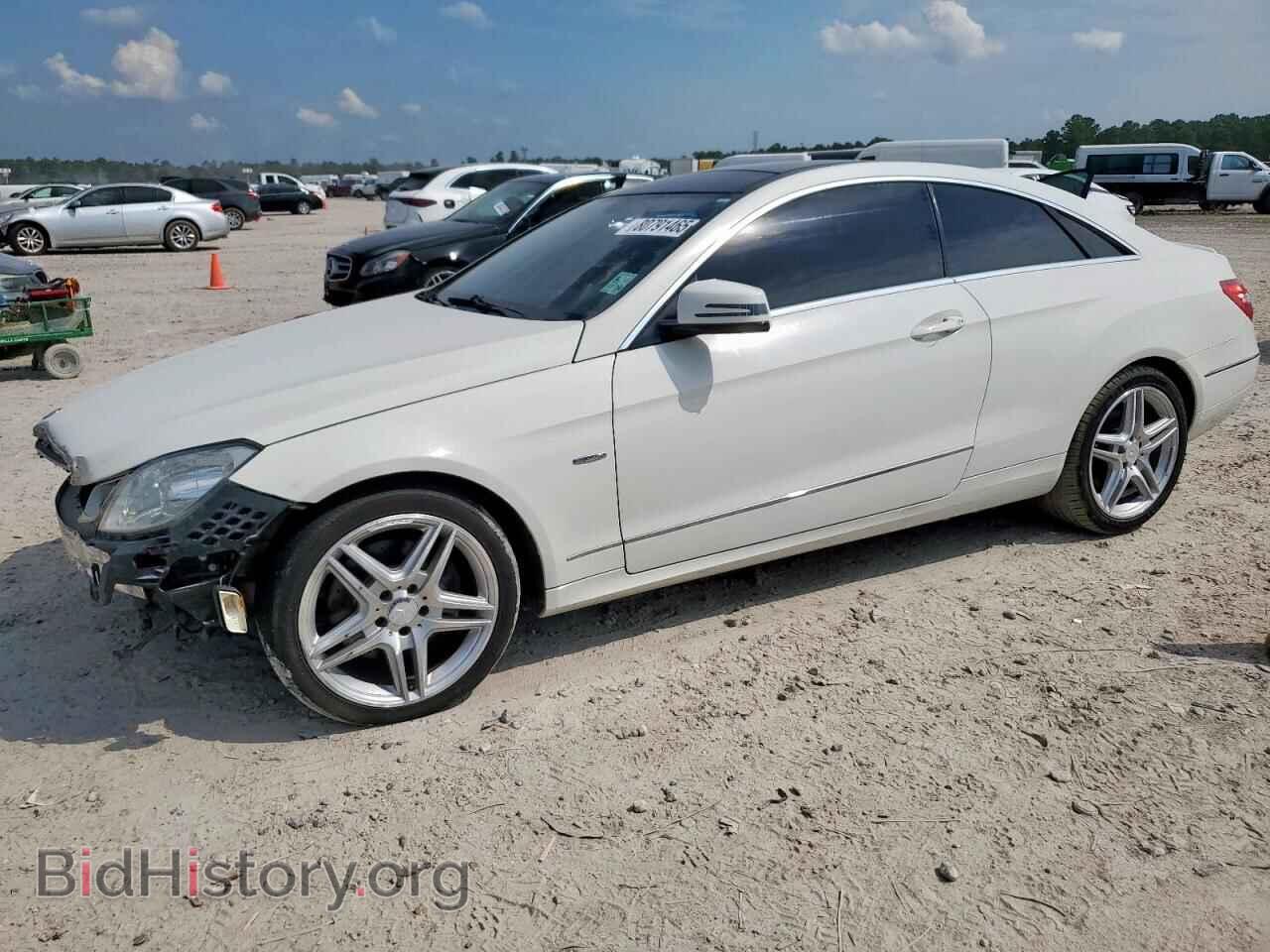 Photo WDDKJ5KBXCF177275 - MERCEDES-BENZ E-CLASS 2012
