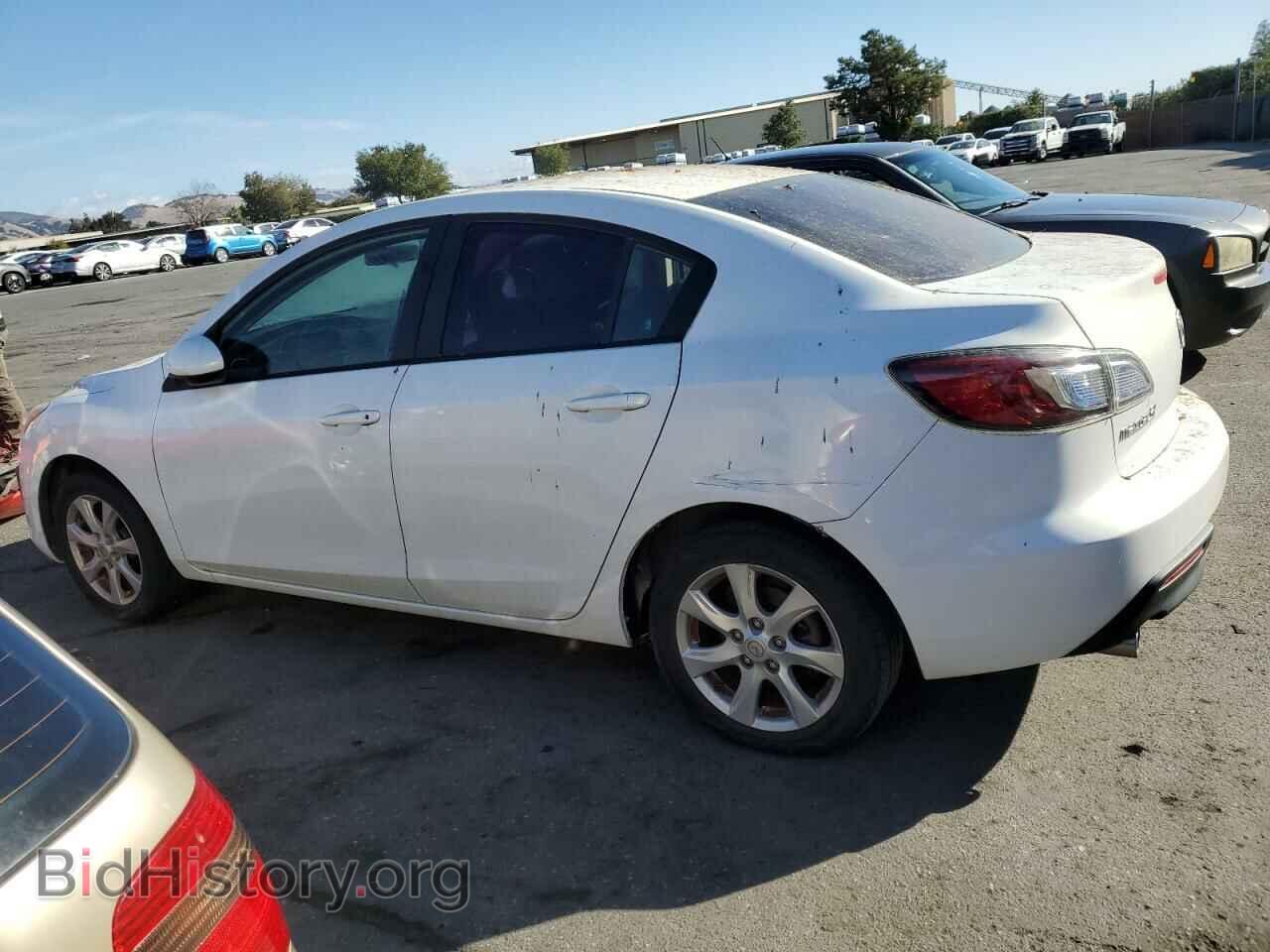 2011 MAZDA 3 - VIN: JM1BL1VG4B1490662 - Фото 2