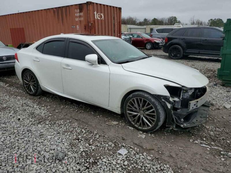 2015 Lexus IS (VIN JTHBF1D26F5070024) — фото 4 из 12