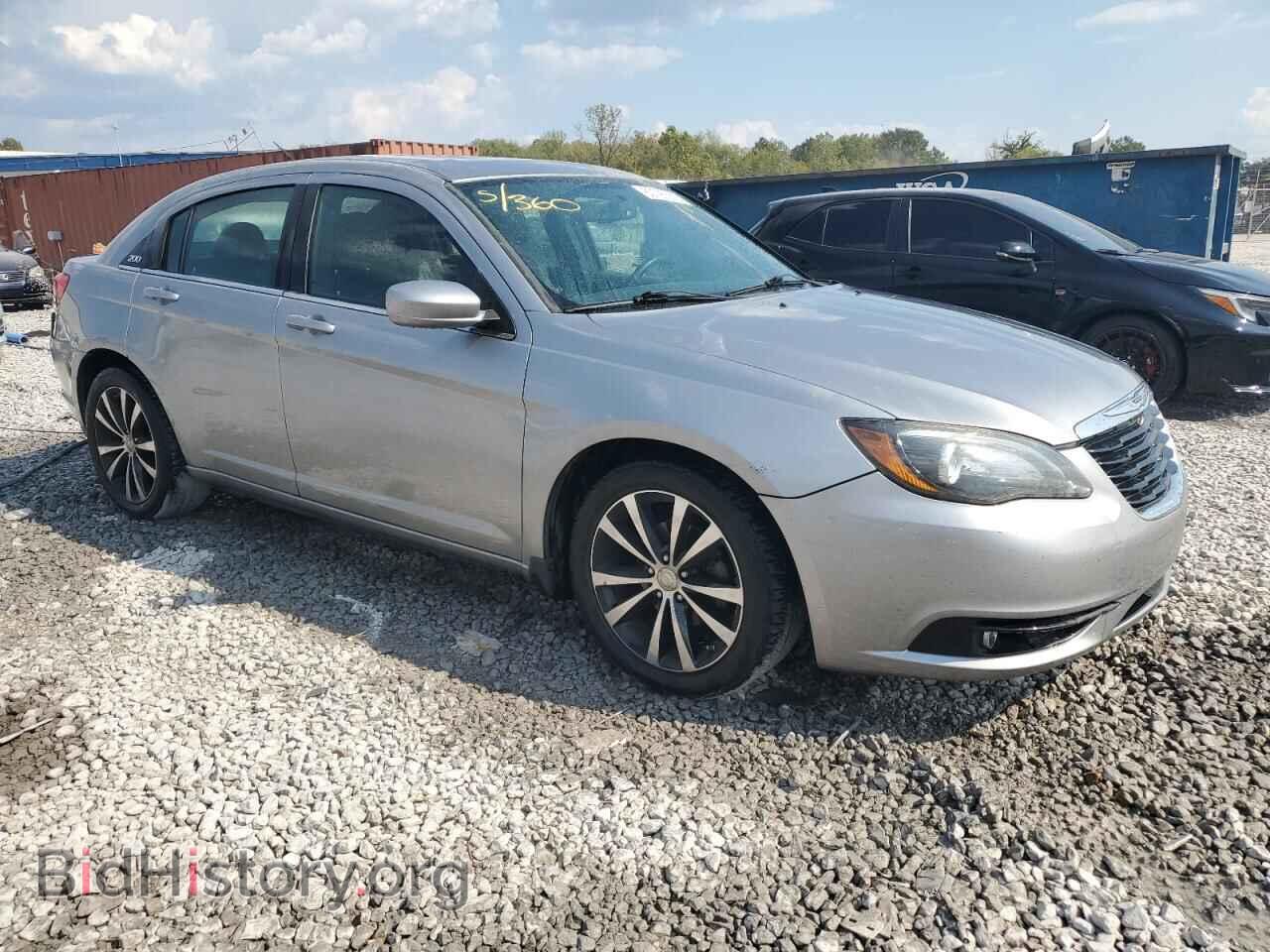 2013 CHRYSLER 200 - VIN: 1C3CCBCG3DN585131 - Фото 4
