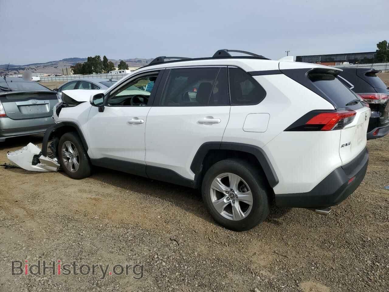 2021 TOYOTA RAV4 - VIN: JTMP1RFVXMD076732 - Фото 2