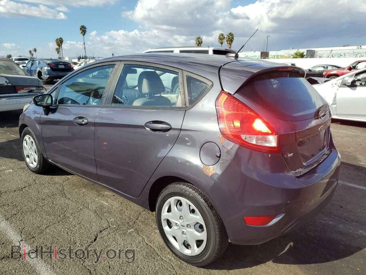 2013 FORD FIESTA - VIN: 3FADP4EJ4DM185961 - Фото 2