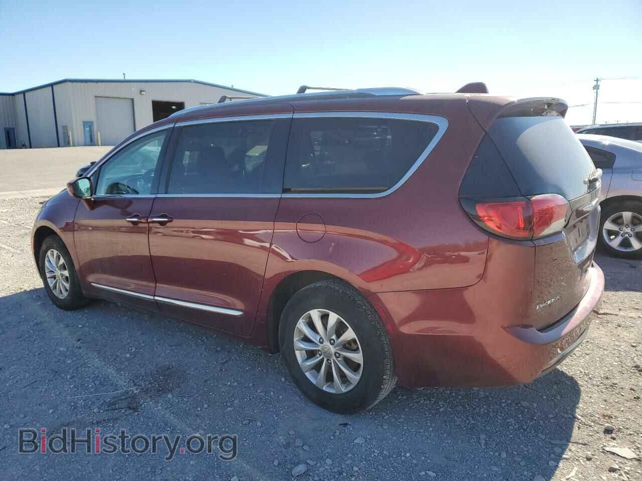2018 CHRYSLER PACIFICA - VIN: 2C4RC1BG9JR185817 - Фото 2