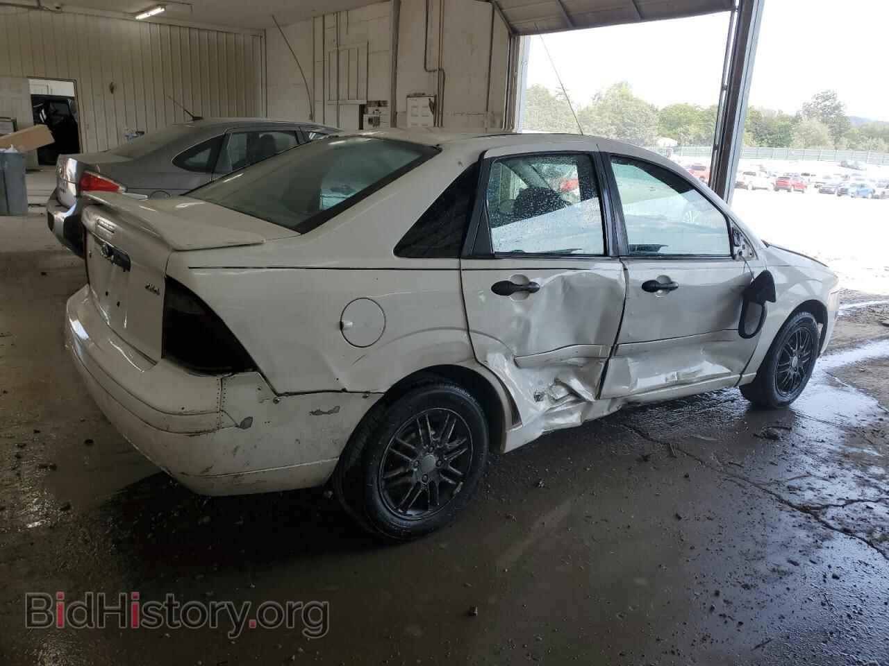 2005 FORD FOCUS - VIN: 1FAFP34N25W213913 - Фото 3