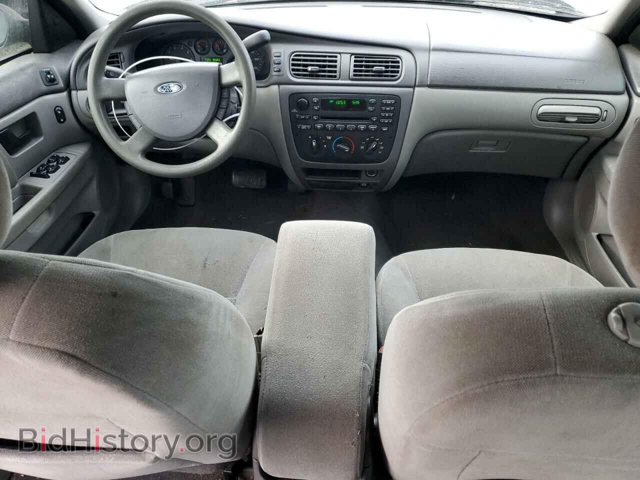 2005 FORD TAURUS - VIN: 1FAFP53285A267717 - Фото 8