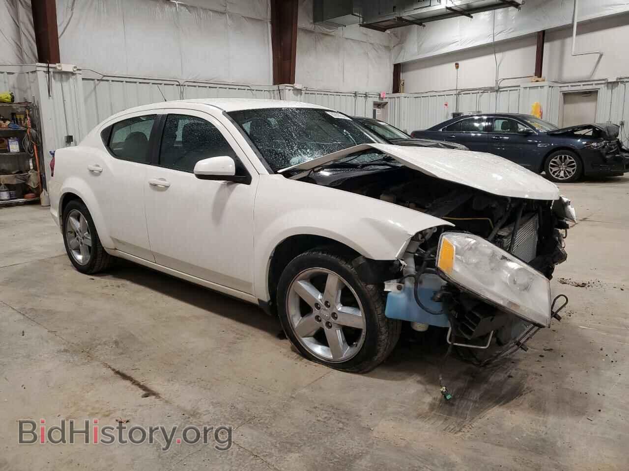 2011 DODGE AVENGER - VIN: 1B3BD2FG5BN512132 - Photo 4