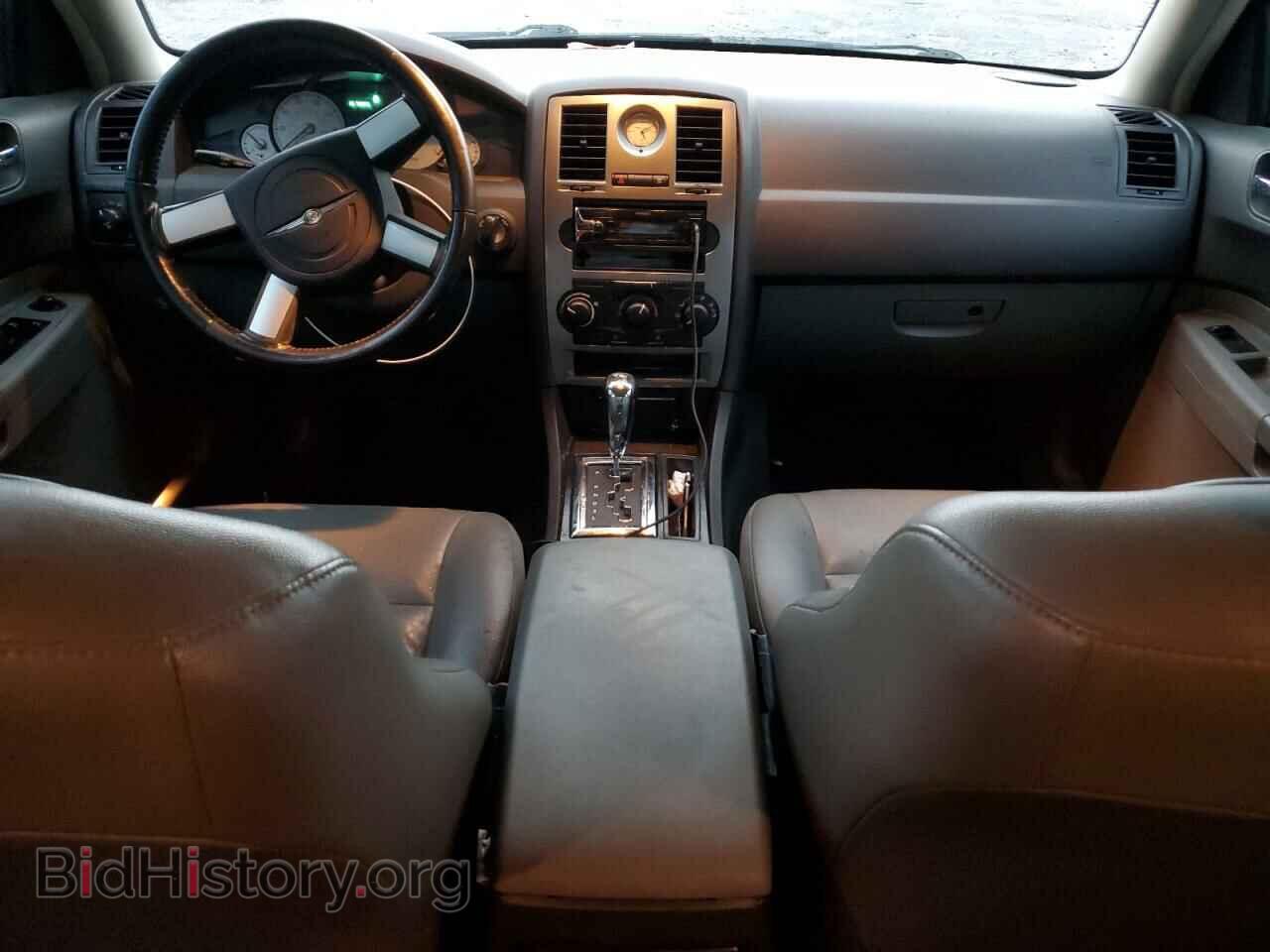 2005 CHRYSLER 300 - VIN: 2C3JA53G25H630004 - Фото 8