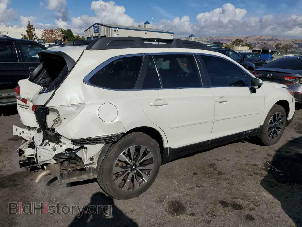 2016 SUBARU OUTBACK - VIN: 4S4BSENC6G3296830 - Фото 3