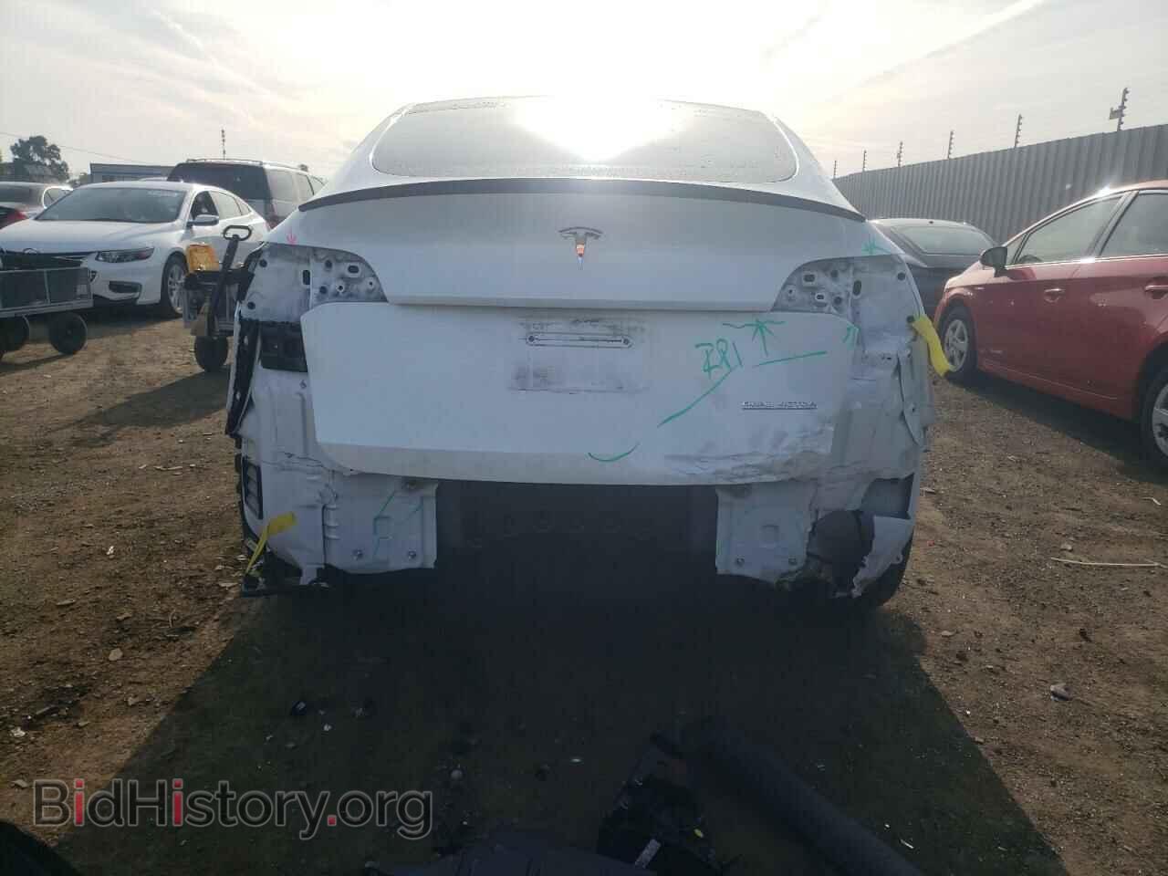 2022 TESLA MODEL Y - VIN: 7SAYGDEF8NF486135 - Фото 6