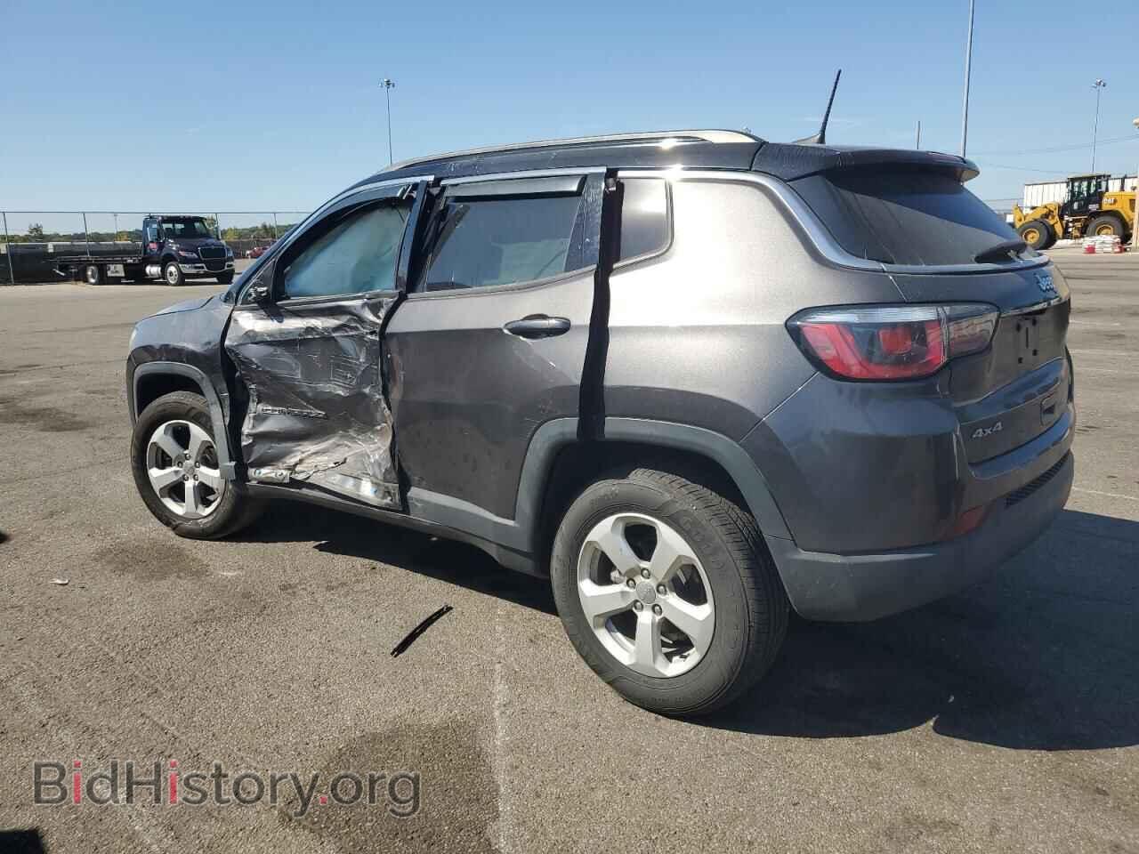 2019 JEEP COMPASS - VIN: 3C4NJDBB9KT781180 - Фото 2