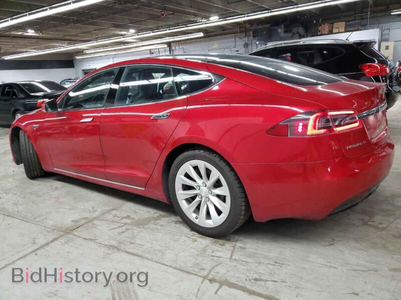 2016 Tesla MODEL S (VIN 5YJSA1E2XGF134483) — фото 2 из 12