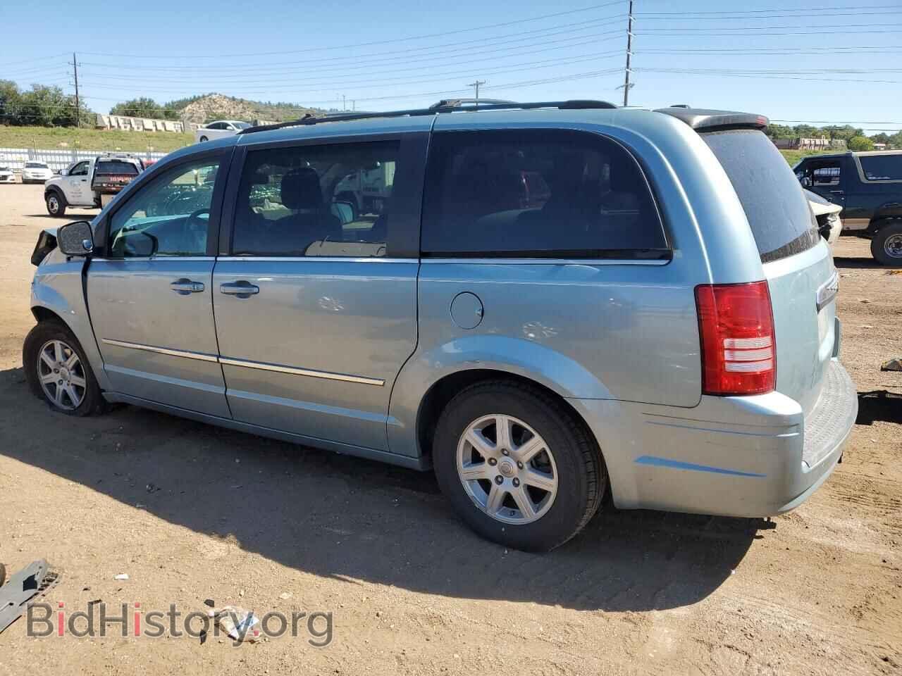 2010 CHRYSLER MINIVAN - VIN: 2A4RR8D17AR320626 - Фото 2
