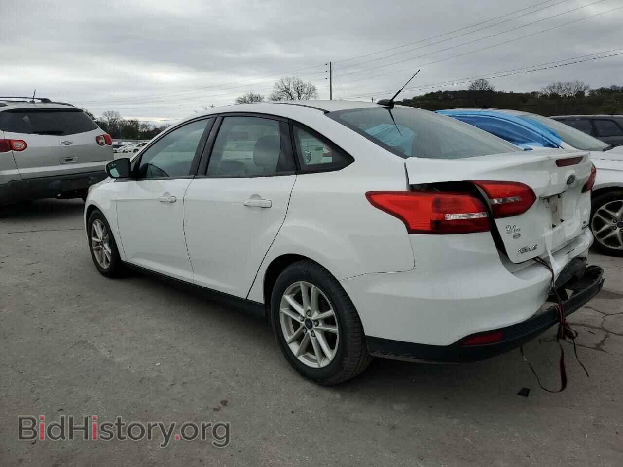 2016 FORD FOCUS - VIN: 1FADP3F22GL373207 - Фото 2
